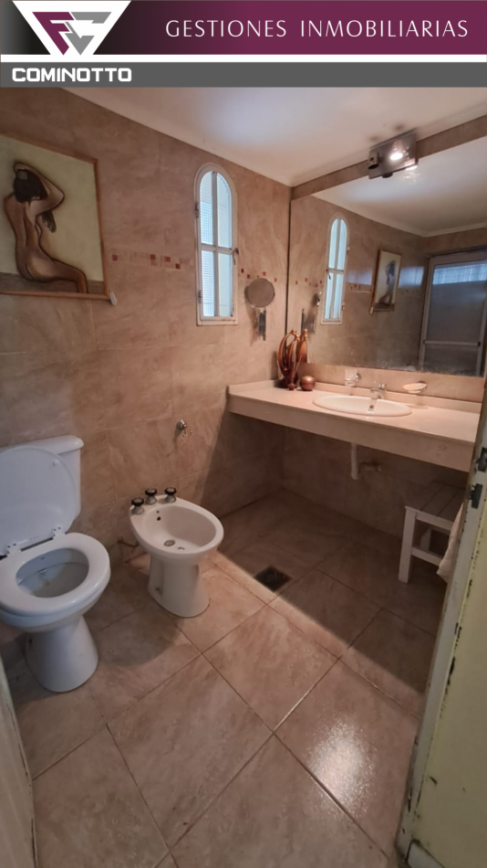 VENDE CASA EN ROCA MERLO