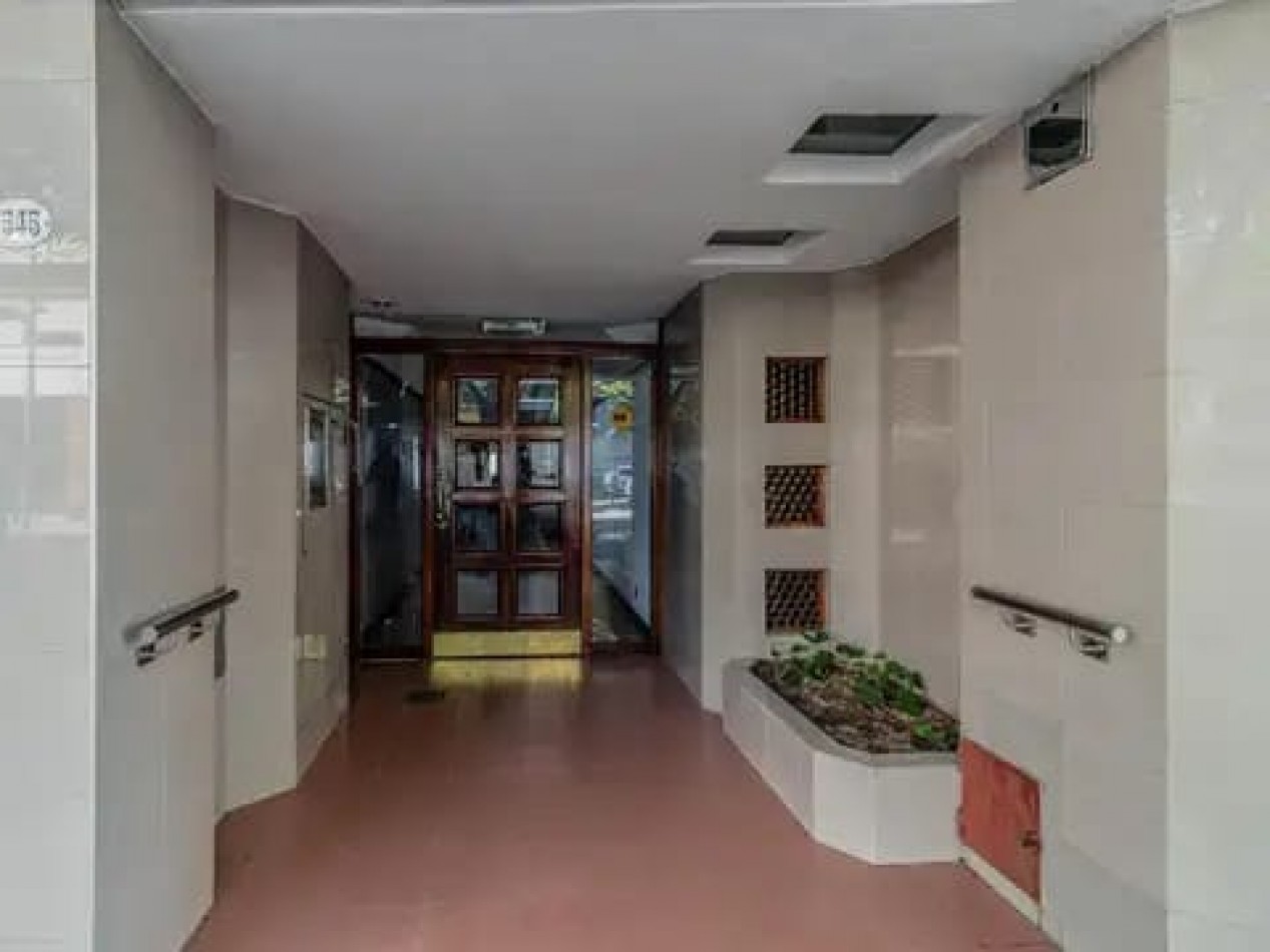 VENDE / ALQUILA DEPARTAMENTO EN ALMAGRO