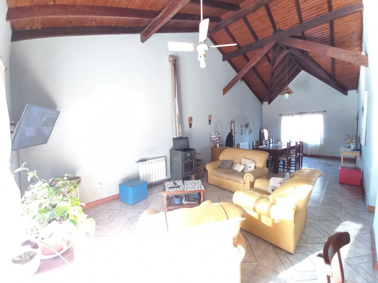 VENDE CASA QUINTA EN VILLA AURORA