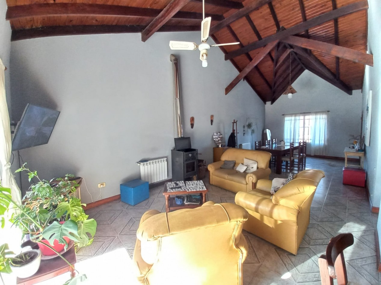 VENDE CASA QUINTA EN VILLA AURORA