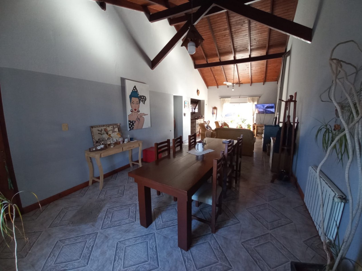 VENDE CASA QUINTA EN VILLA AURORA