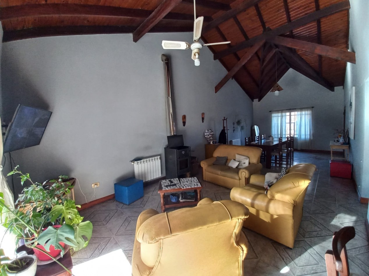 VENDE CASA QUINTA EN VILLA AURORA