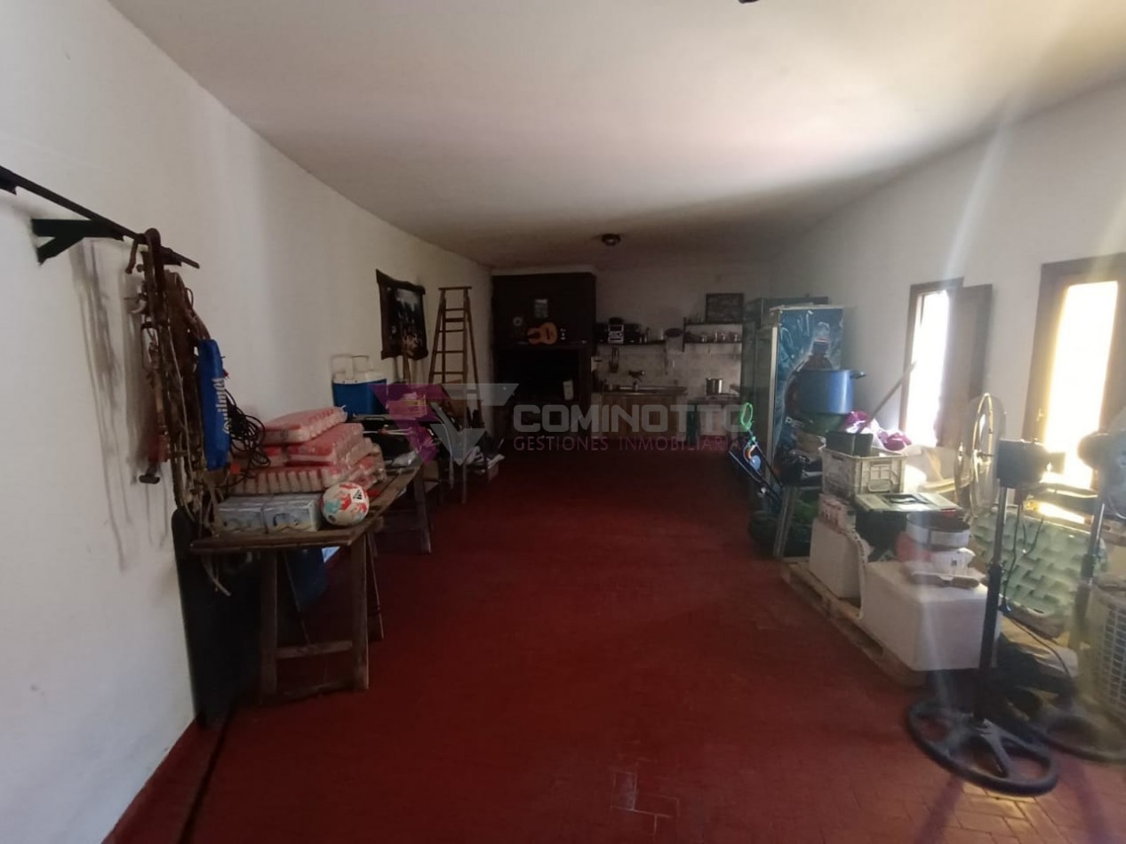 CHALET EN MARIANO MORENO 