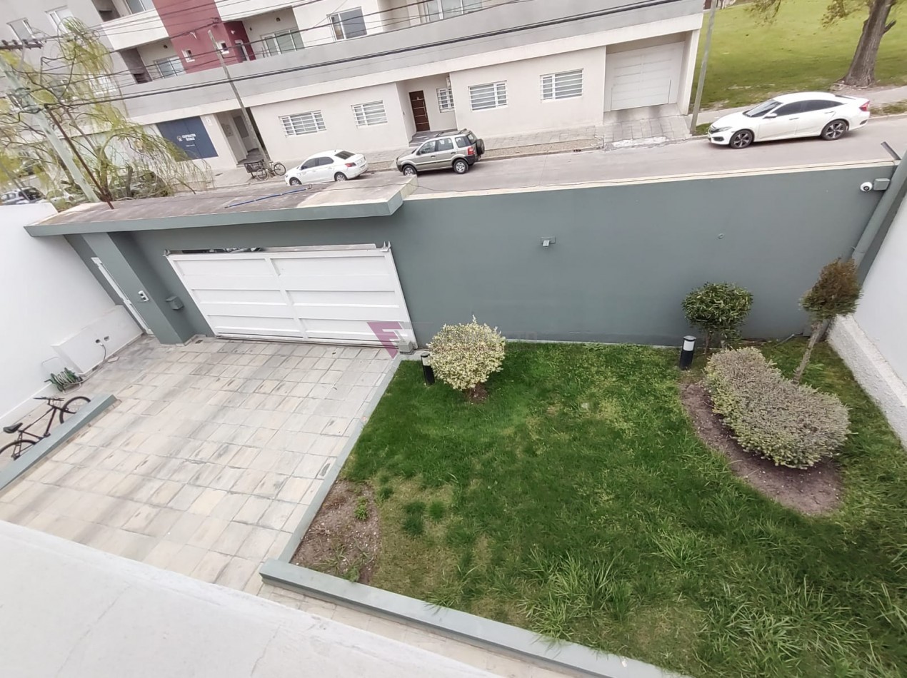 Exclusiva casa en venta en zona destacada de Olavarria.