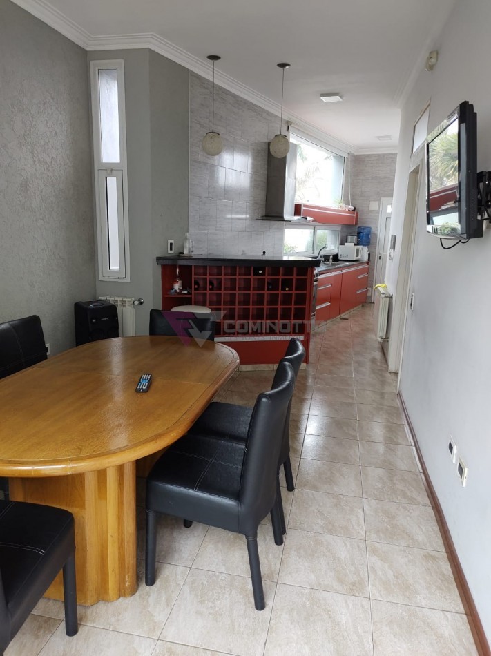 Exclusiva casa en venta en zona destacada de Olavarria.