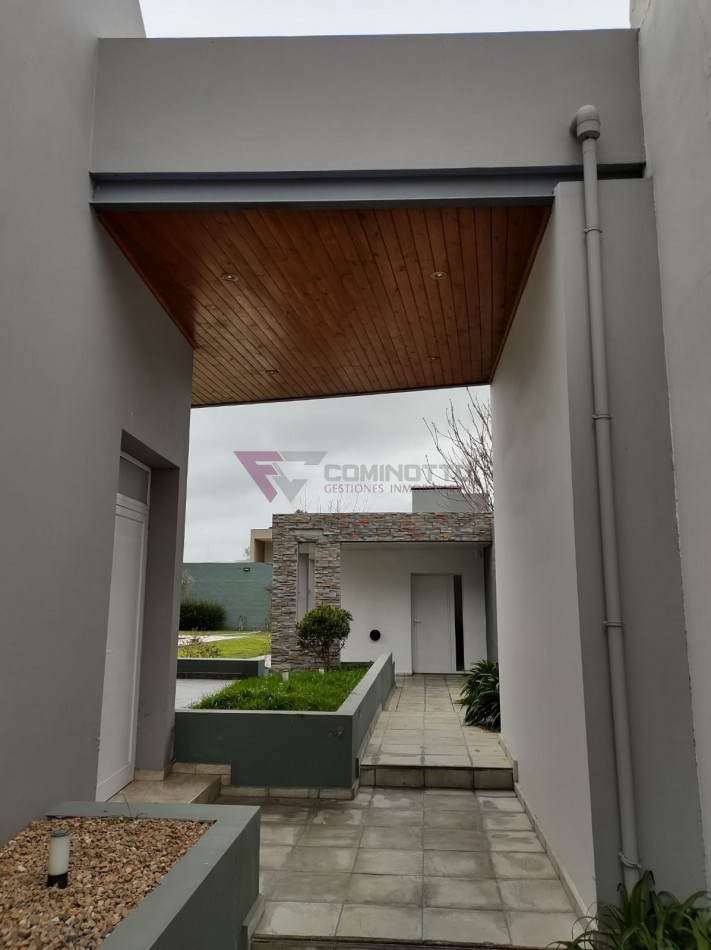 Exclusiva casa en venta en zona destacada de Olavarria.