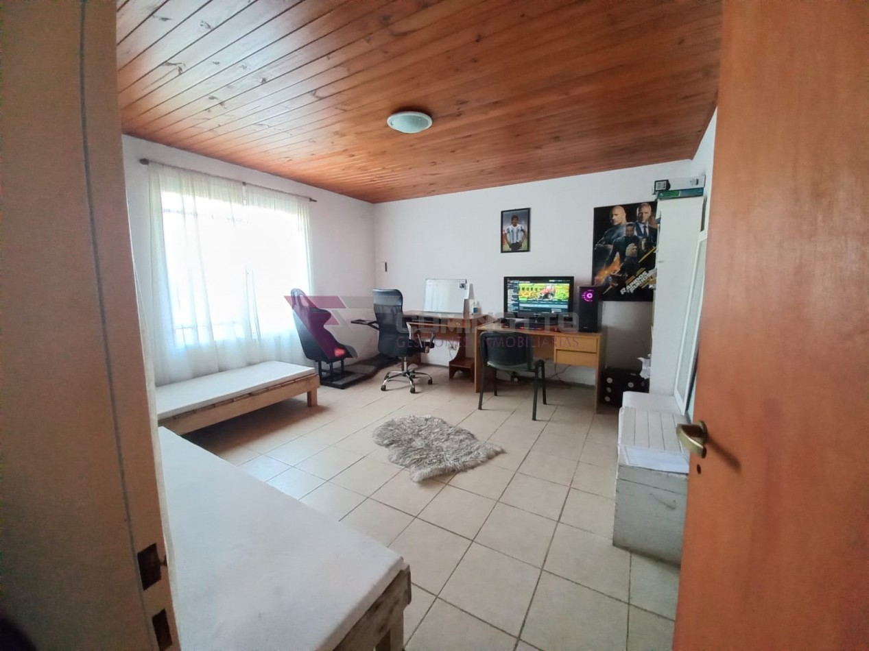 VENDE CASA QUINTA EN VILLA AURORA