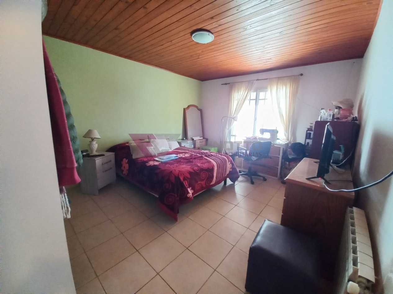 VENDE CASA QUINTA EN VILLA AURORA