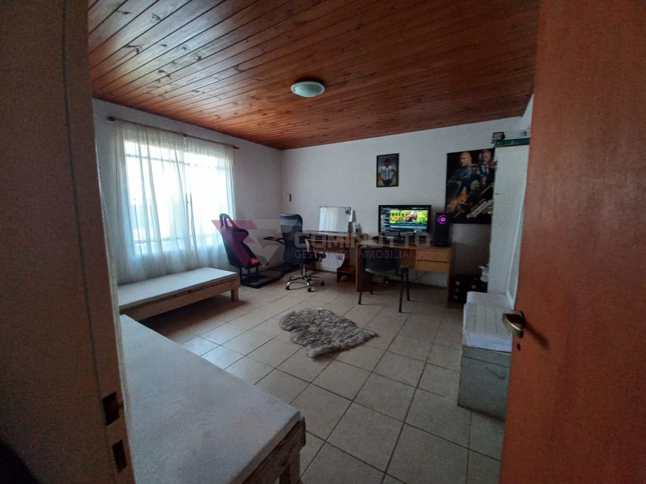 VENDE CASA QUINTA EN VILLA AURORA
