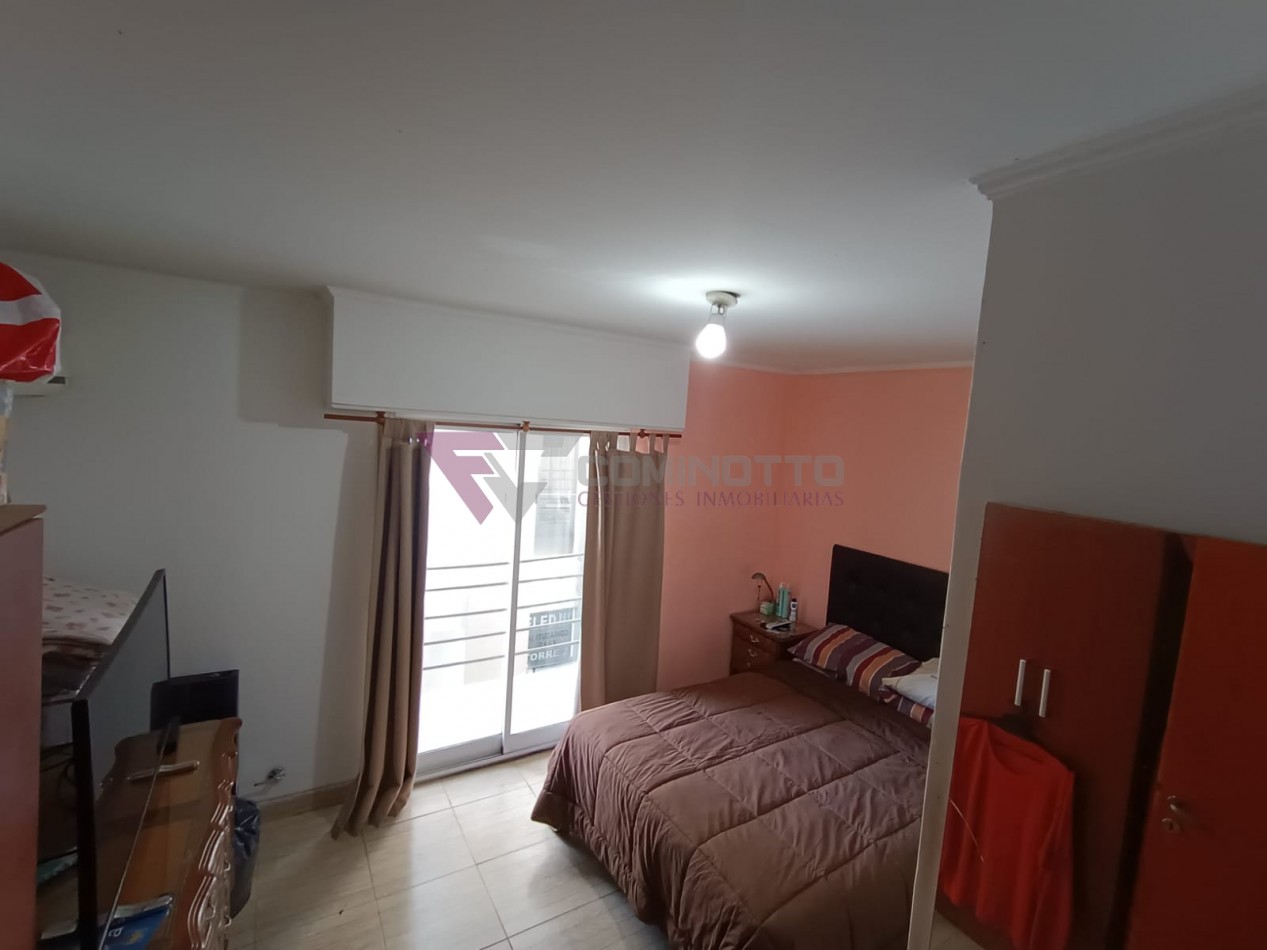 DEPARTAMENTO SOBRE AV. ITUZAINGO