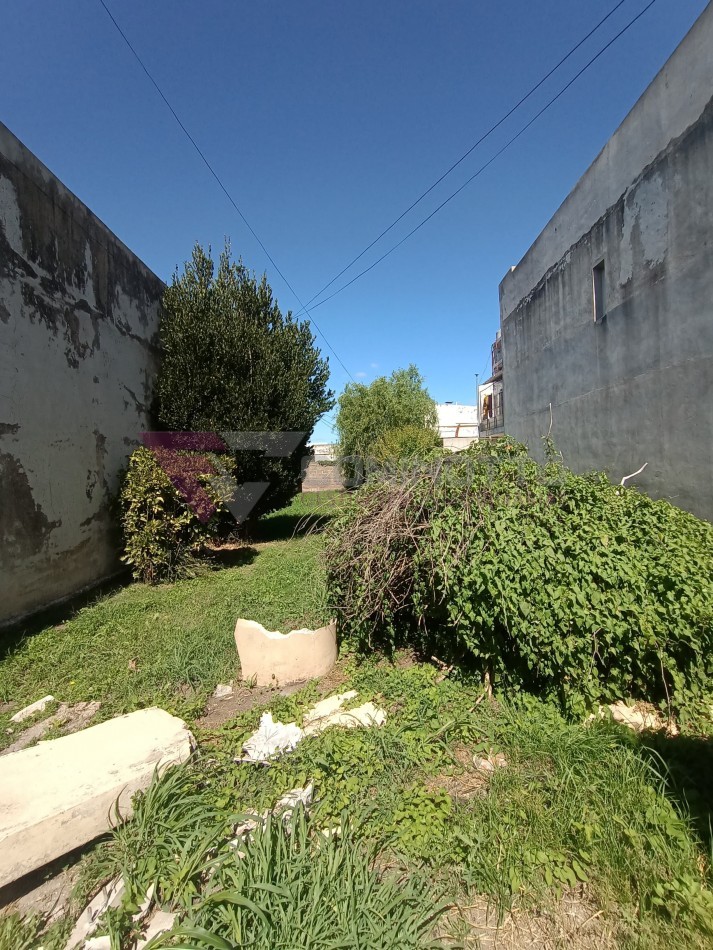 VENDE LOTE EN MARIANO MORENO