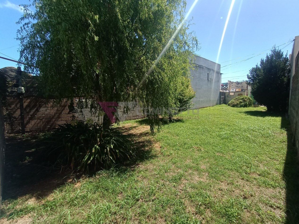 VENDE LOTE EN MARIANO MORENO