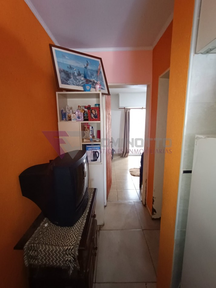 DEPARTAMENTO SOBRE AV. ITUZAINGO