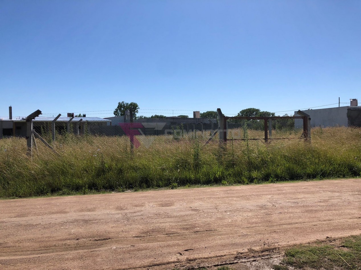 LOTE EN VILLA AURORA 