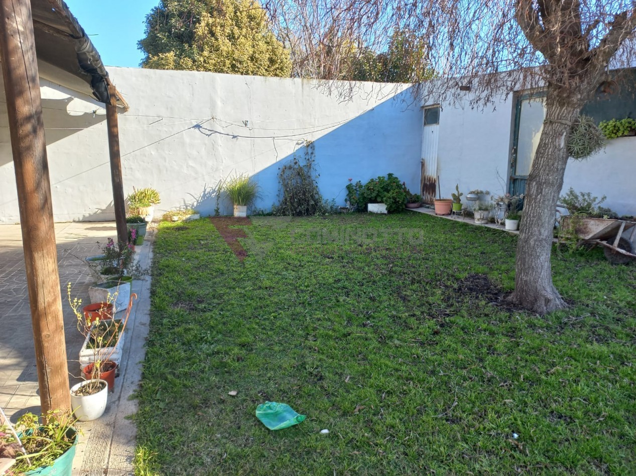 VENDE CASA QUINTA EN VILLA AURORA