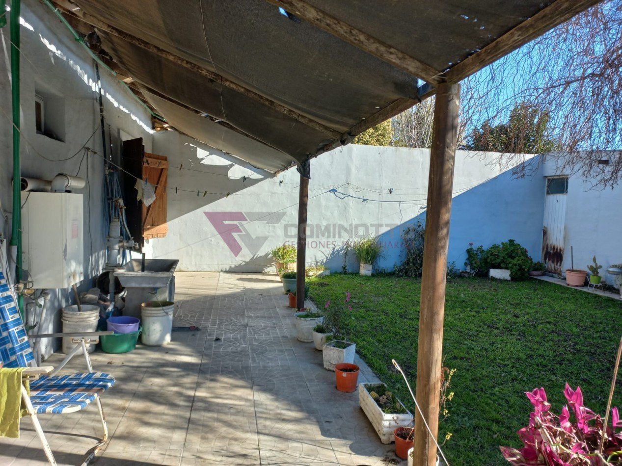VENDE CASA QUINTA EN VILLA AURORA