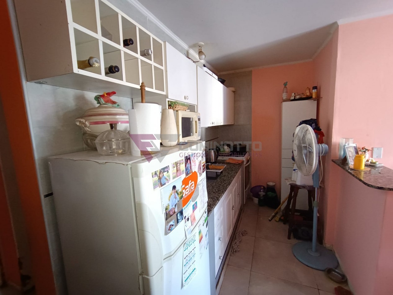 DEPARTAMENTO SOBRE AV. ITUZAINGO