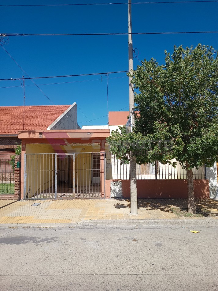 VENDE LOTE EN MARIANO MORENO