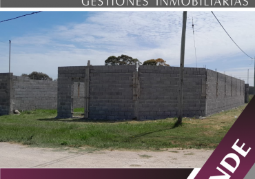 VENDE LOTE CON CONSTRUCCION EN VILLA MAGDALENA 