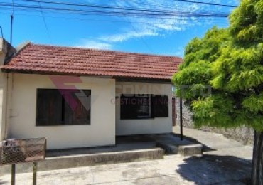 CASA EN EXCELENTES CONDICIONES - OPORTUNIDAD